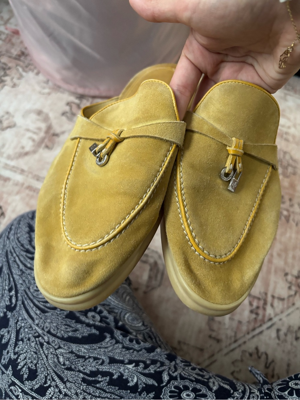 Yellow Loro slides